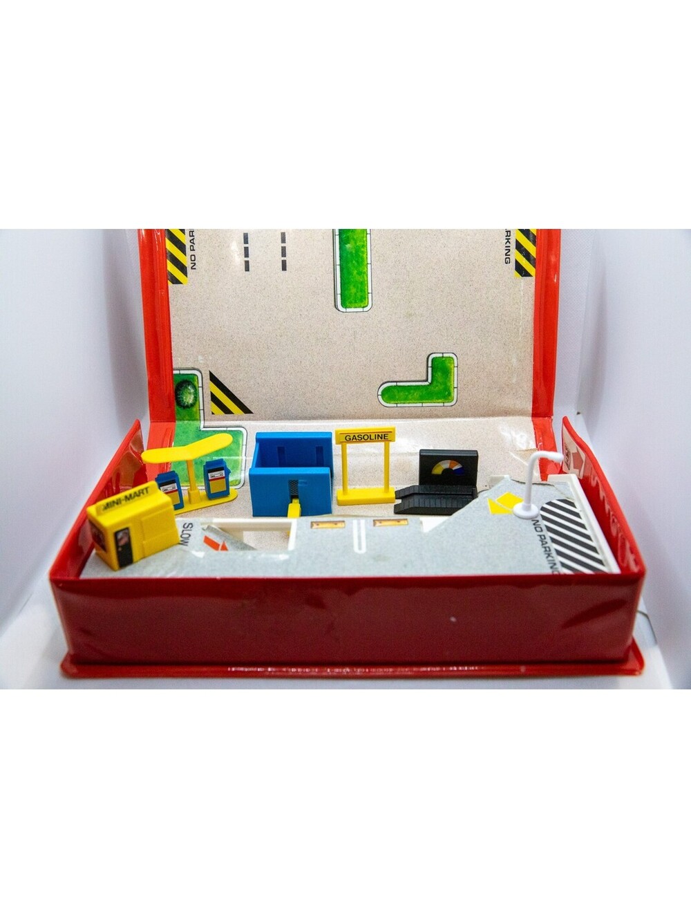 Vintage Micro Machines Service Center Playset Carrying Case 1987 GALOOB